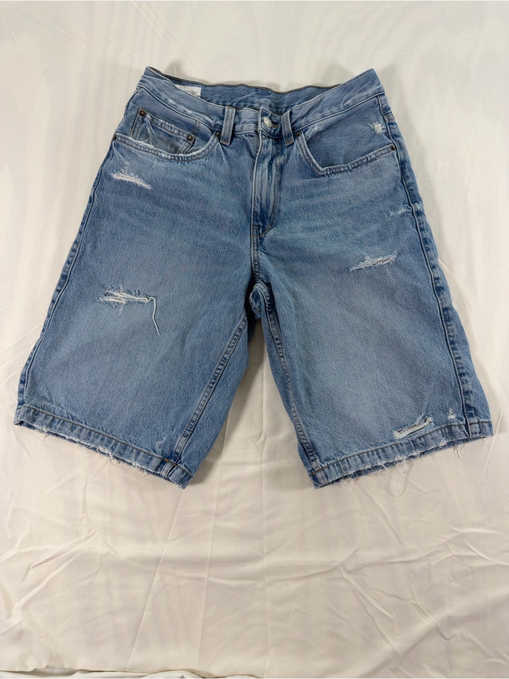 Zara Baggy Distressed Denim Jorts Light Wash Y2K Skater Shorts Size 31
